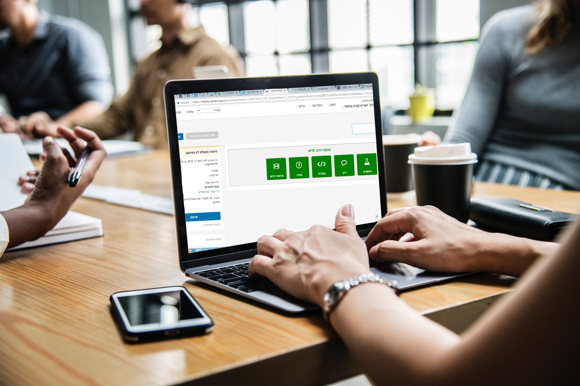 סטודיוX: יוצרים קורס בסטודיו של קמפוס ACD_HIT_StudioXHeb